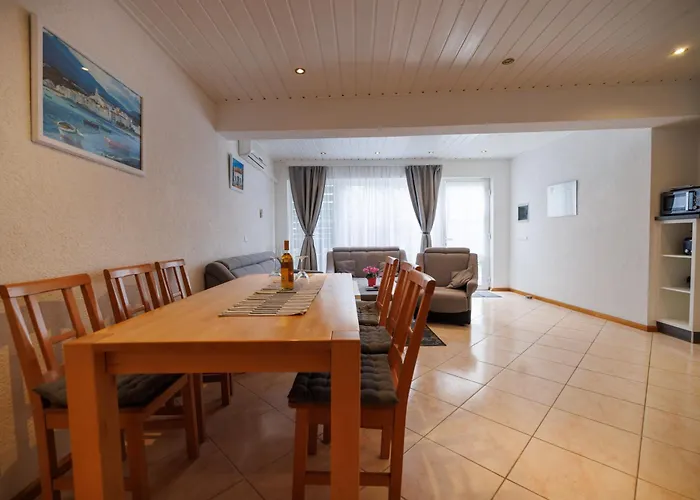 Guest house Halilagic 3*