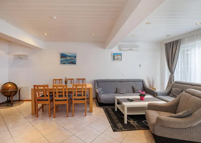 Halilagic 3* Krk Town