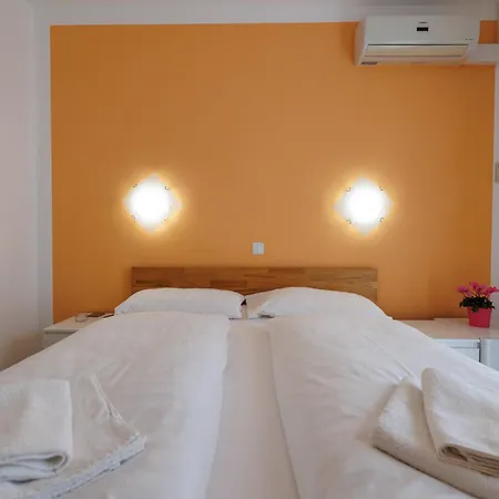 Halilagic Pensión Krk Town