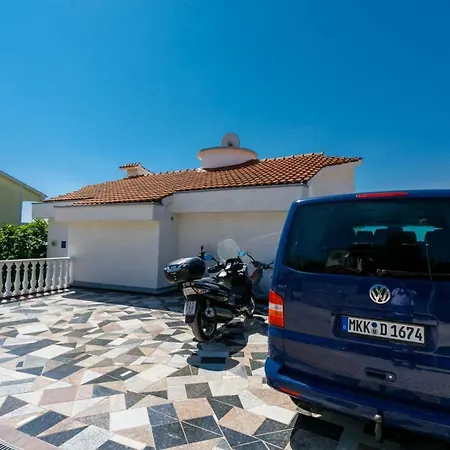 Pensión Halilagic 3*